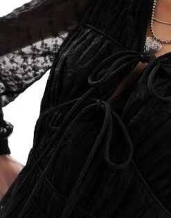 Reclaimed Vintage Mini Dress With Long Sleeves In Black For Women -Closet Theory Her 205457049 4