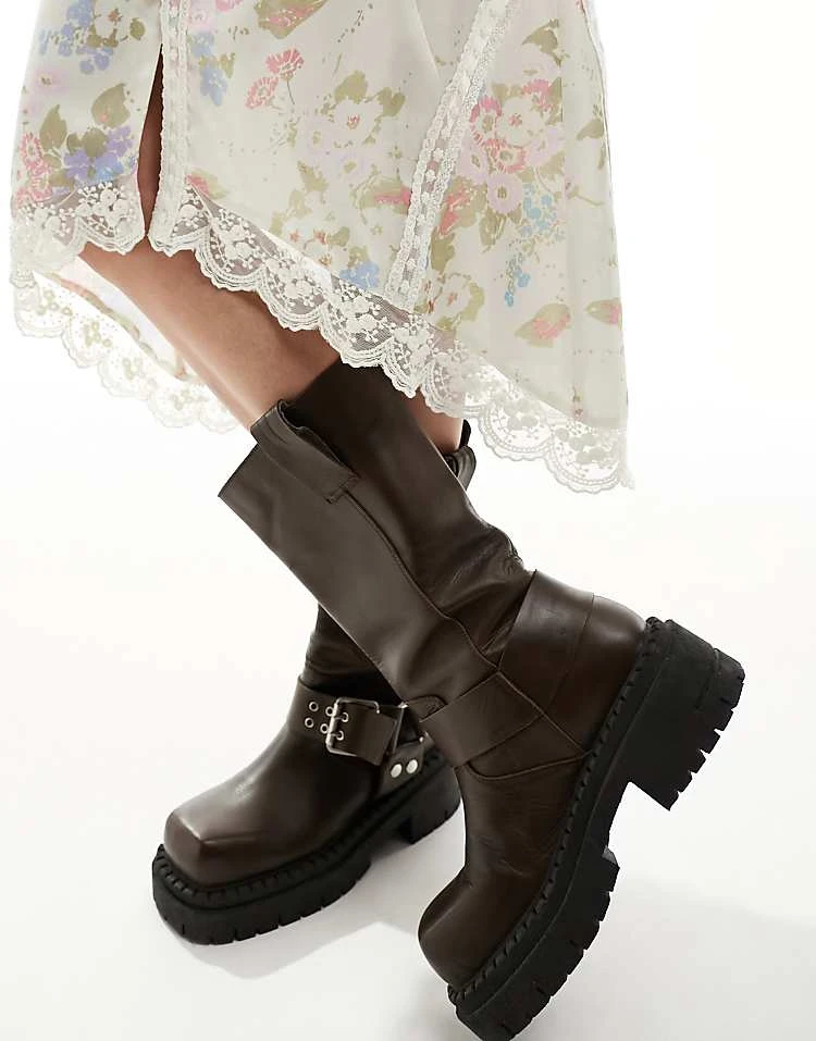 Reclaimed Vintage Recalimed Vintage Button Front Slip Dress With Lace In Floral Print For Women 4 Reclaimed Vintage Recalimed Vintage Button Front Slip Dress With Lace In Floral Print For Women - Image 2