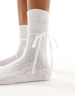 Reclaimed Vintage Socks With Bows In White For Women -Closet Theory Her 205830270 4