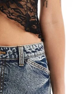 Reclaimed Vintage 00s Low Rise Jean In Blue Acid Wash For Women -Closet Theory Her 205915720 5