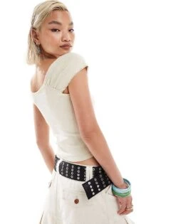 Reclaimed Vintage Scoop Neck Baby Tee With Lace Trim And Vintage Heart Print In Stone For Women -Closet Theory Her 206119146 3