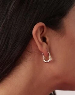 Reclaimed Vintage Hammered Hoop Earrings In Gold For Women -Closet Theory Her 206231472 3