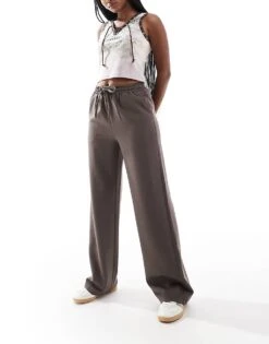 Reclaimed Vintage Pull On Relaxed Trouser In Chocolate Brown For Women Netrual -Closet Theory Her 206537943 1 netrual 1