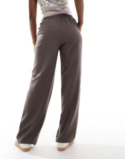 Reclaimed Vintage Pull On Relaxed Trouser In Chocolate Brown For Women Netrual -Closet Theory Her 206537943 4