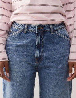 Reclaimed Vintage Low Rise Baggy Jean In Mid Blue Wash For Women -Closet Theory Her 206647374 5