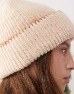 Reclaimed Vintage Beanie With Stitch Detail In Beige For Women -Closet Theory Her 206676435 4