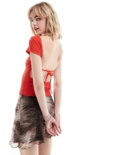 Reclaimed Vintage Top With Open Back In Red Texture For Women