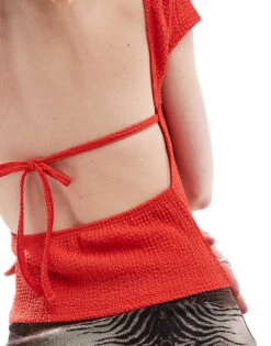 Reclaimed Vintage Top With Open Back In Red Texture For Women -Closet Theory Her 206748589 3