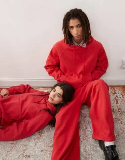 Reclaimed Vintage Unisex Oversized Boxy Cropped Hoodie In Berry Red For Unisex 11 Reclaimed Vintage Unisex Oversized Boxy Cropped Hoodie In Berry Red For Unisex -Closet Theory Her 206862085 1 red 1