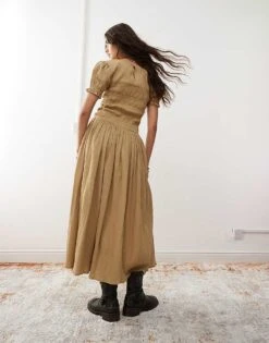 Reclaimed Vintage Maxi Dress With Pull Sleeve And Ruched Bodice In Antique Cream For Women Beige 9 Reclaimed Vintage Maxi Dress With Pull Sleeve And Ruched Bodice In Antique Cream For Women Beige -Closet Theory Her 207019949 3