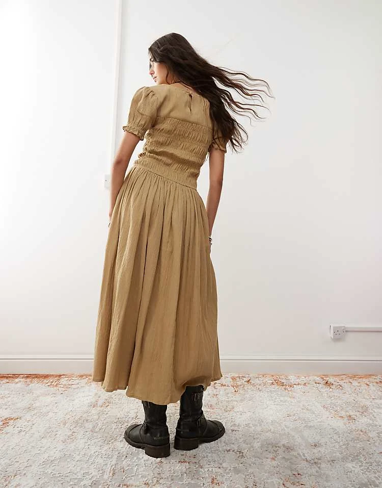 Reclaimed Vintage Maxi Dress With Pull Sleeve And Ruched Bodice In Antique Cream For Women Beige 5 Reclaimed Vintage Maxi Dress With Pull Sleeve And Ruched Bodice In Antique Cream For Women Beige - Image 3