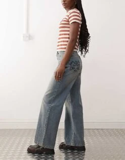 Reclaimed Vintage Baggy Leg Mid Rise Jean With Embroidered Pockets In Washed Blue For Women -Closet Theory Her 207027867 3