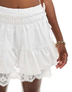 Reclaimed Vintage Western Cowgirl Mini Skirt With Lace Hem In White For Women -Closet Theory Her 207140960 5