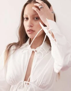 Reclaimed Vintage Shirt Cinched Waist And Underbust Detail In White For Women -Closet Theory Her 207330696 4