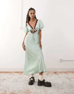 Reclaimed Vintage Maxi Tea Dress With Keyhole And Contrast Lace In Mint Green For Women -Closet Theory Her 207615812 1 green 1
