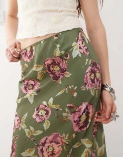 Reclaimed Vintage Satin Midi Skirt With Lace Trim In Green Floral Print For Women -Closet Theory Her 207662988 3