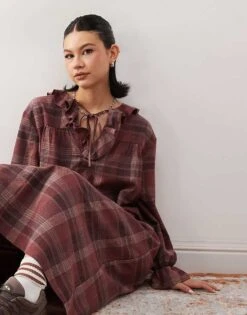 Reclaimed Vintage Midi Smock Dress With Tie Front Ruffle Detail In Burgundy Check For Women Red -Closet Theory Her 207952202 4