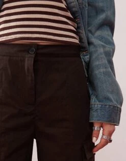 Reclaimed Vintage Cargo Trouser With Front Splits And Pocket Detail In Brown For Women -Closet Theory Her 207952208 5