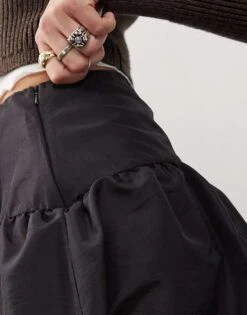 Reclaimed Vintage Puffball Mini Skirt In Taffeta In Black For Women -Closet Theory Her 207968932 4