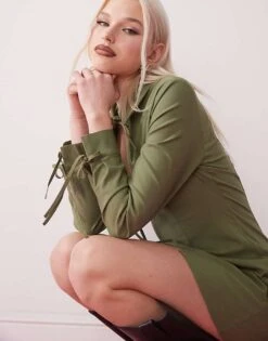 Reclaimed Vintage Mini Shirt Dress With Seam Detail In Green For Women -Closet Theory Her 208035024 3