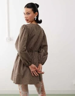 Reclaimed Vintage Mini Smock Dress With Tie Front In Brown Check For Women -Closet Theory Her 208035030 3