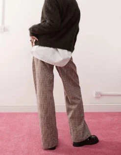 Reclaimed Vintage Baggy Relaxed Tailored Trouser In Check For Women Brown Check -Closet Theory Her 208063488 5