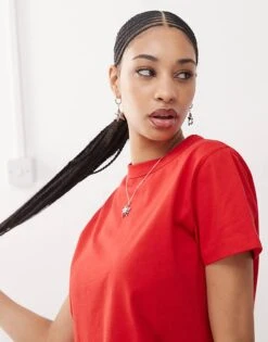 Reclaimed Vintage Slim Fit T-shirt In Cherry Red For Women -Closet Theory Her 208200198 3