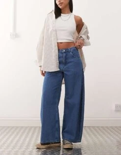 Reclaimed Vintage Barrel Leg Denim Jean In Mid Blue Wash For Women -Closet Theory Her 208231304 1 midblue 1