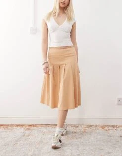 Reclaimed Vintage Midi Kilt Skirt In Butter Yellow For Women Sand -Closet Theory Her 208234850 4
